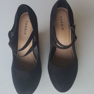 Platform wedges size 10W
